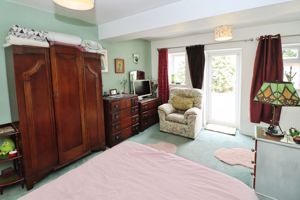 York Road- click for photo gallery